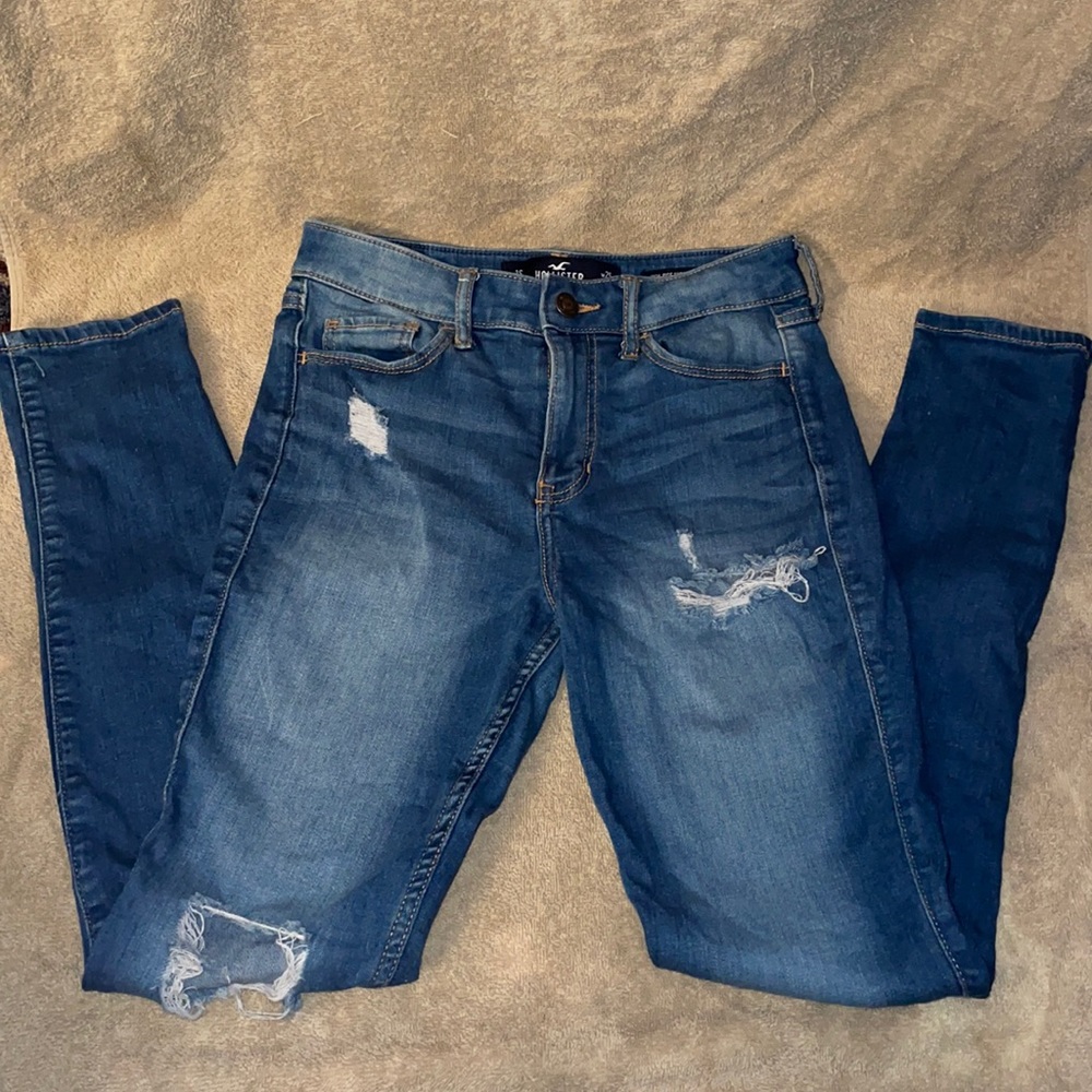 Ripped High Rise Super Skinny Jeans